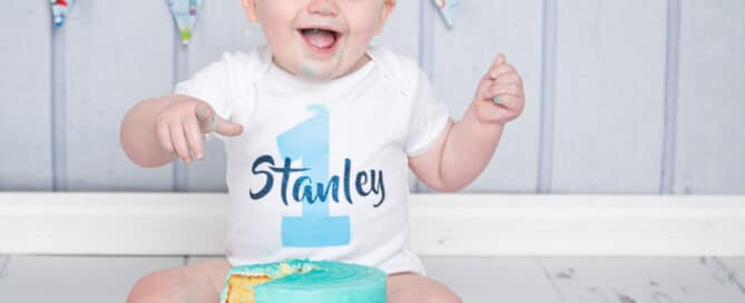 Cake Smash Photography East Grinstead West Sussex