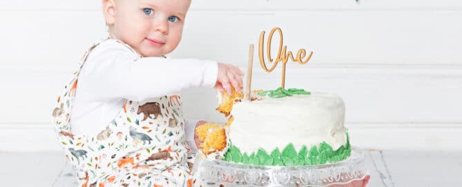 Cake Smash Photography East Grinstead West Sussex