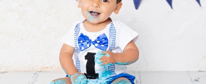 Cake Smash Photography East Grinstead West Sussex