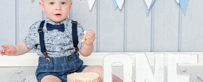 Cake Smash Photography East Grinstead West Sussex