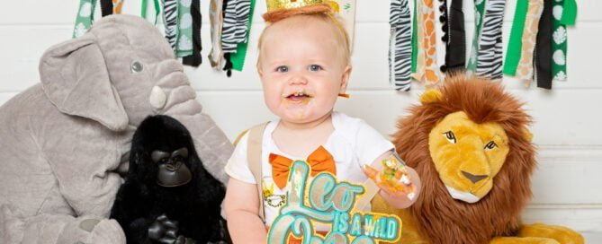 a Jungle themed cake smash photo shoot with studio props