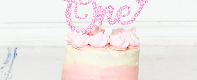 Cake Smash Photo Shoots East Grinstead