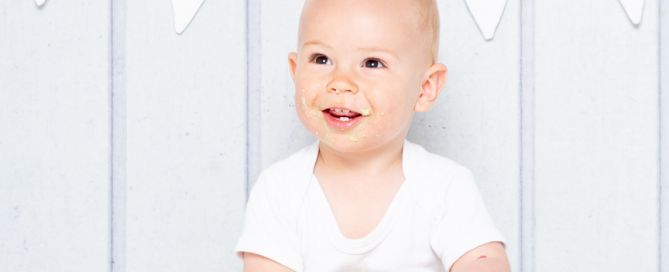 Cake Smash Photography East Grinstead West Sussex