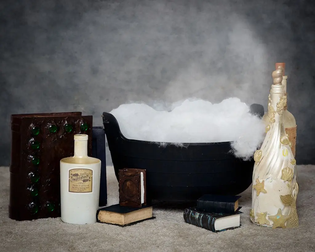 Halloween Studio Accessory Set