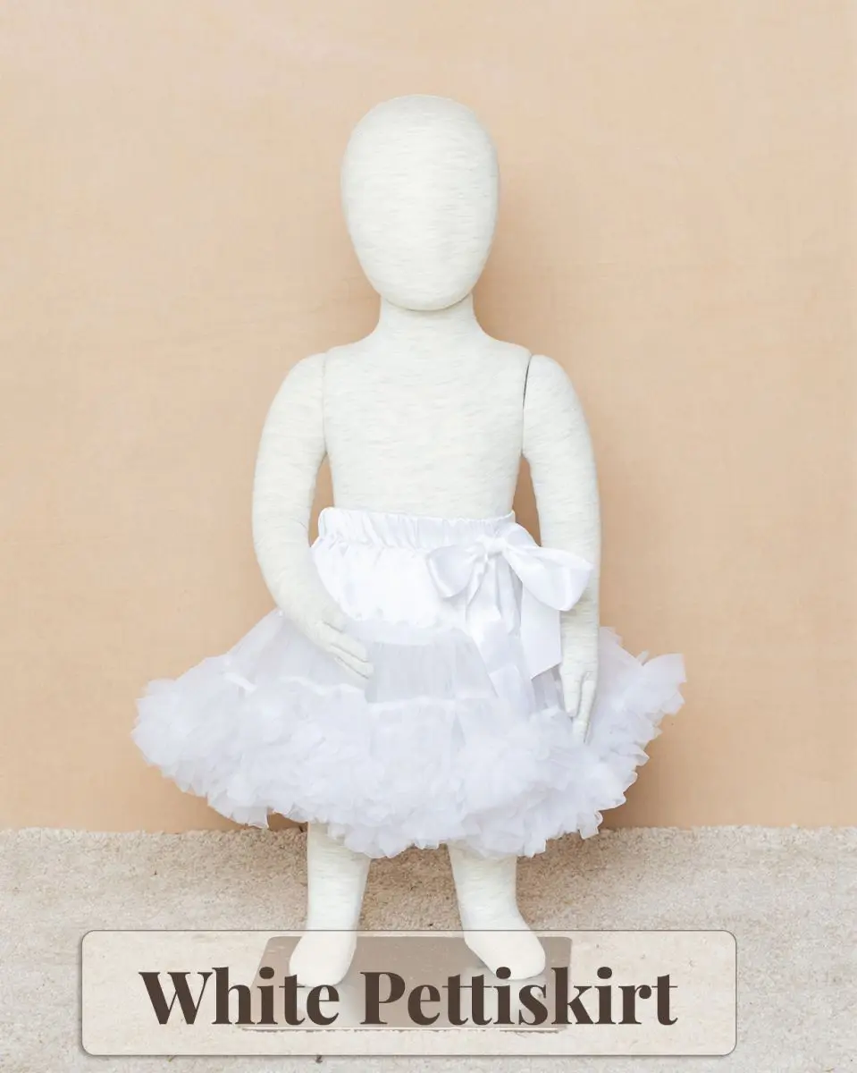 Studio Outfits White Pettiskirt