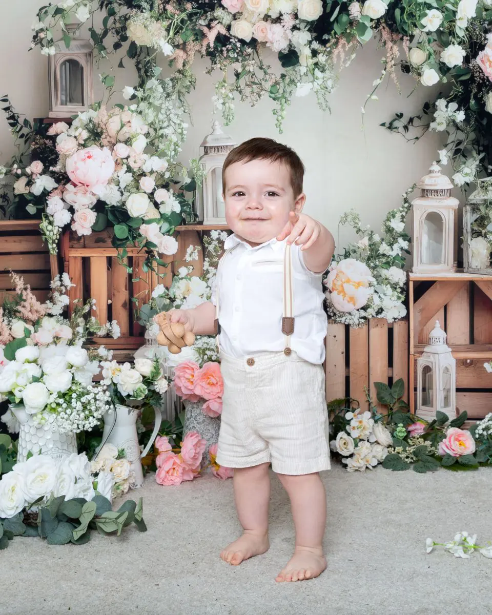 Mothers Day Photo Shoots West Sussex a little boy at the 2026 Mother's Day Mini Photo Shoots in West Sussesx