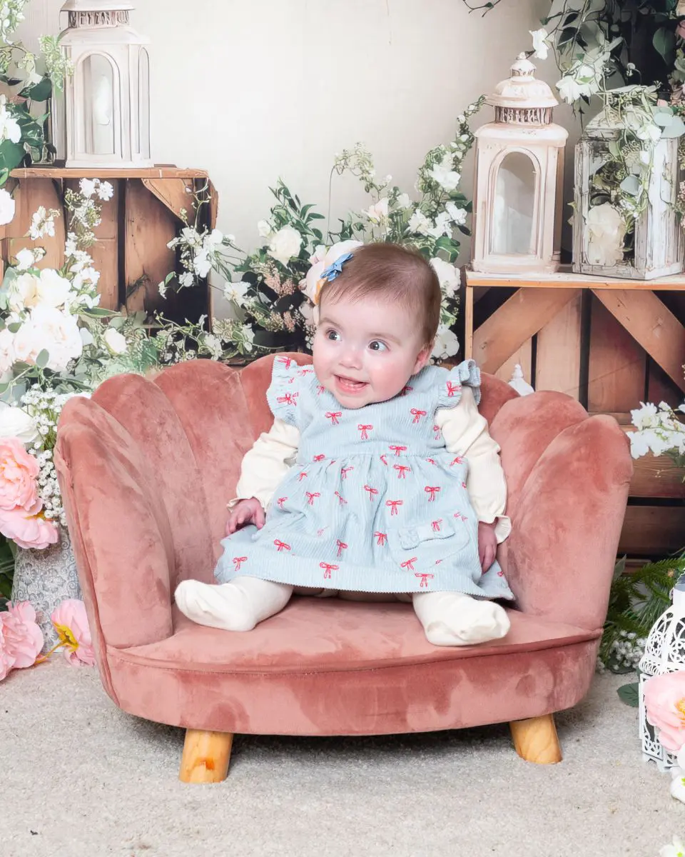 Mothers Day Photo Shoots West Sussex a little girl at the 2026 Mother's Day Mini Photo Shoots in West Sussesx