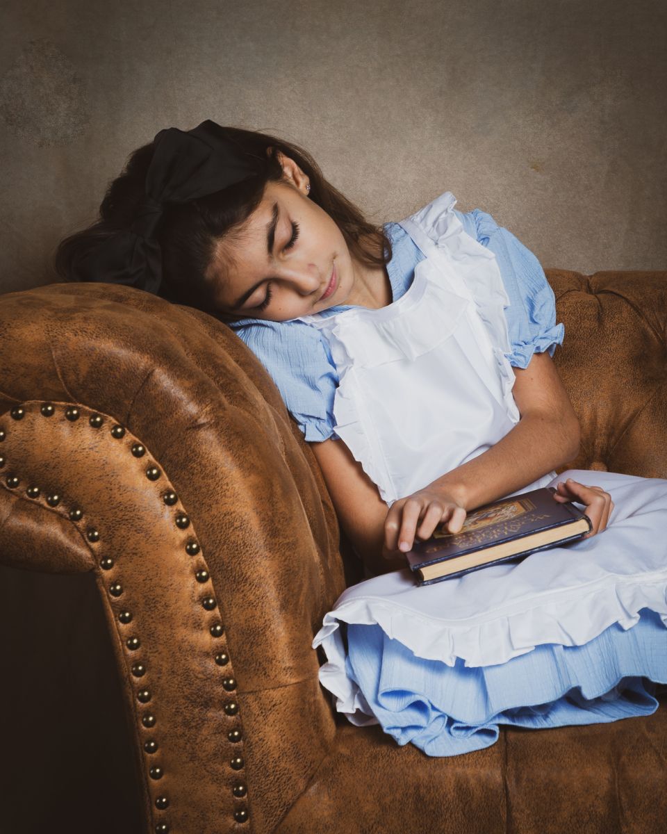 Alice in Wonderland Portrait Photos 2
