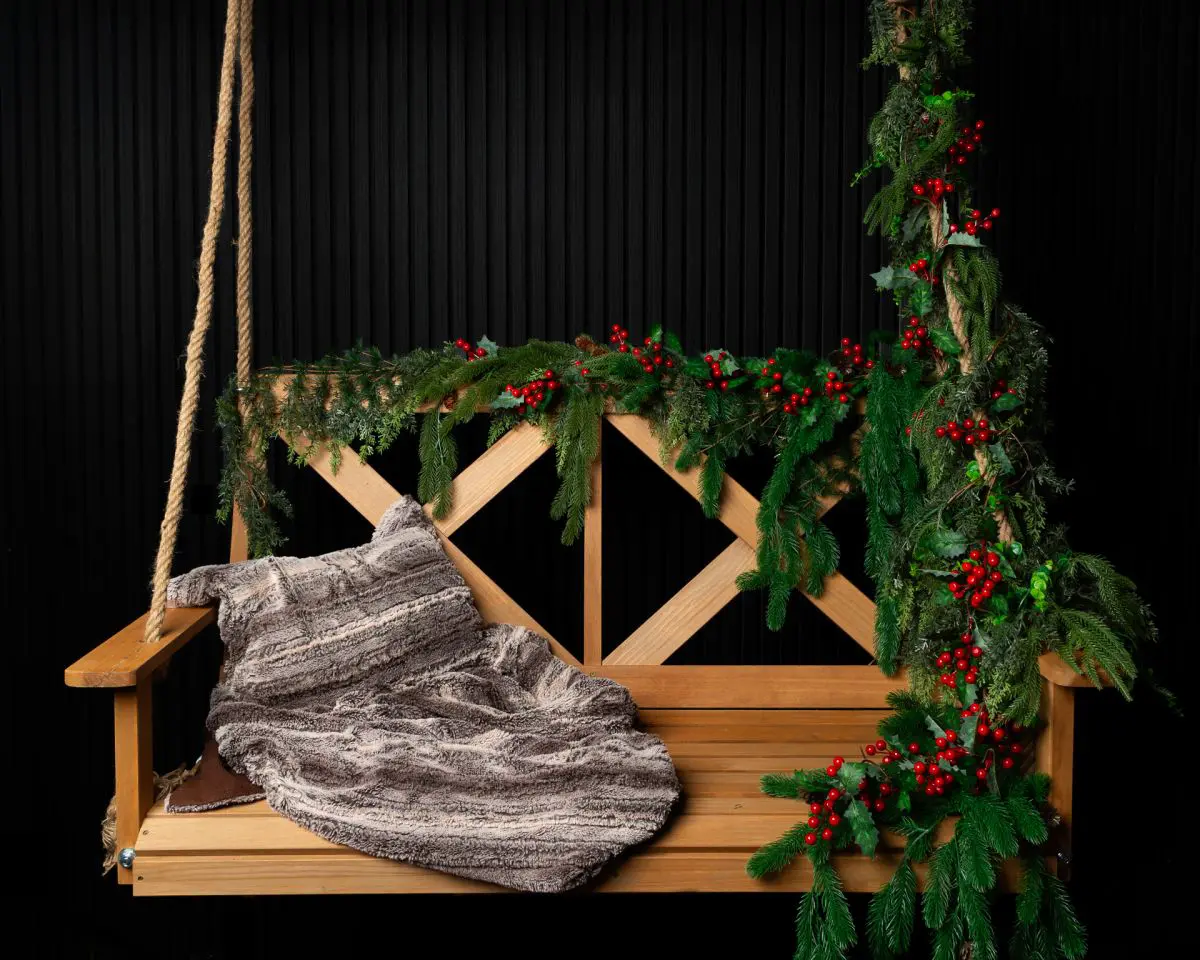 Pine swing christmas mini photo shoot set west sussex