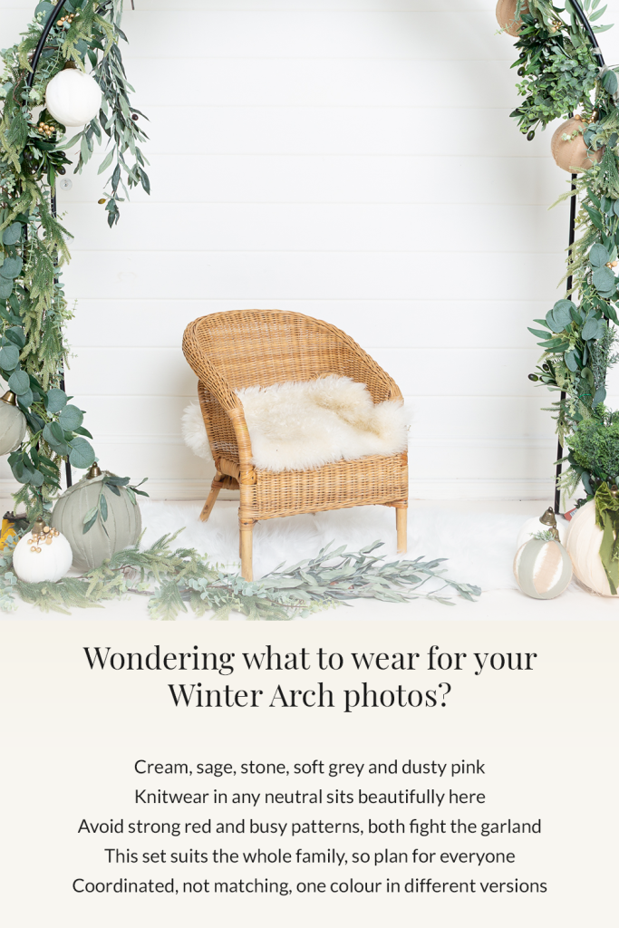 What to wear for your winter arch christmas photo shoot in west sussex